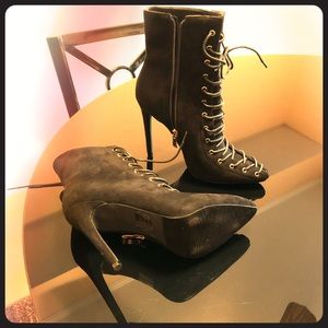 Black stiletto boots New never worn,